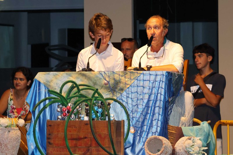 Y los mares sucumben ante la acción depredadora y el egoísmo de la humanidad en los Escacs Vivents de Xàbia  Y los mares sucumben ante la acción depredadora y el egoísmo de la humanidad en los Escacs Vivents de Xàbia